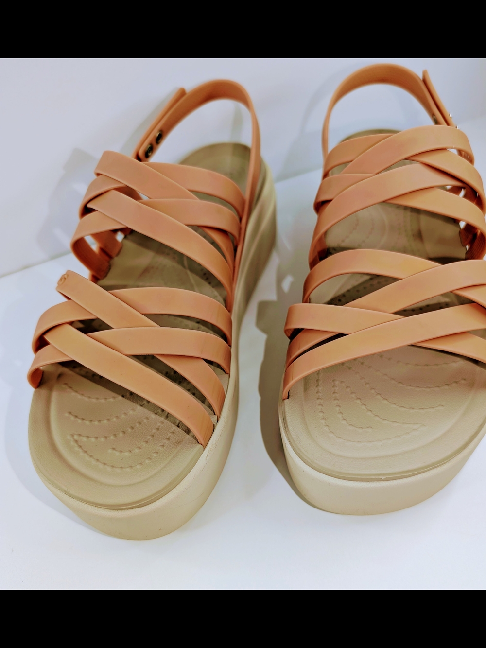 Crocs Literide Brooklyn Strappy Low Wedge Sandal Pale Blush Womens Size 10 - Picture 8 of 8